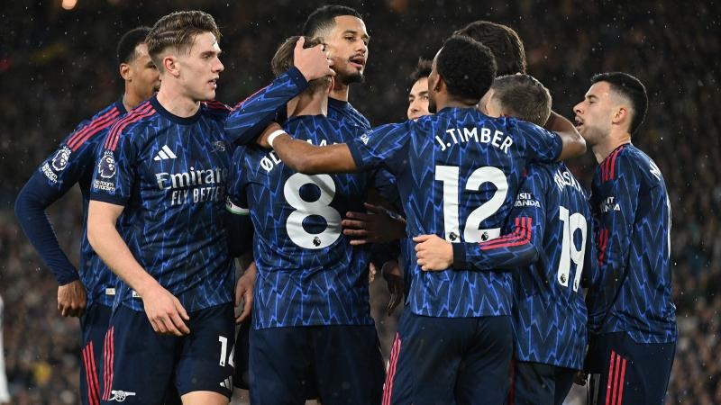 阿莫里姆：我知道我的名字不是图赫尔，不是孔蒂，也不是穆里尼奥，但我是曼联的主教练，未来十八个月或者董事会决定换帅之前，情况都会是这样。 来源：utdreport