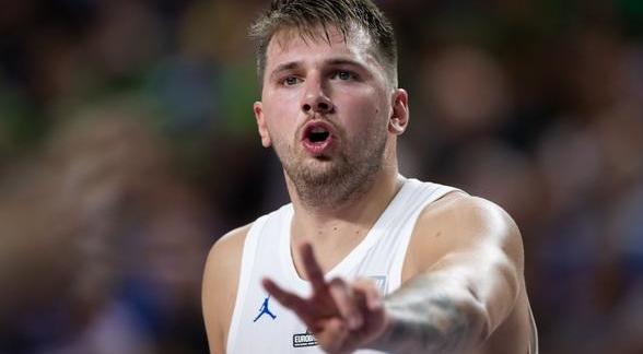 【直播吧评选】3月27日NBA最佳球员大舞台球员！